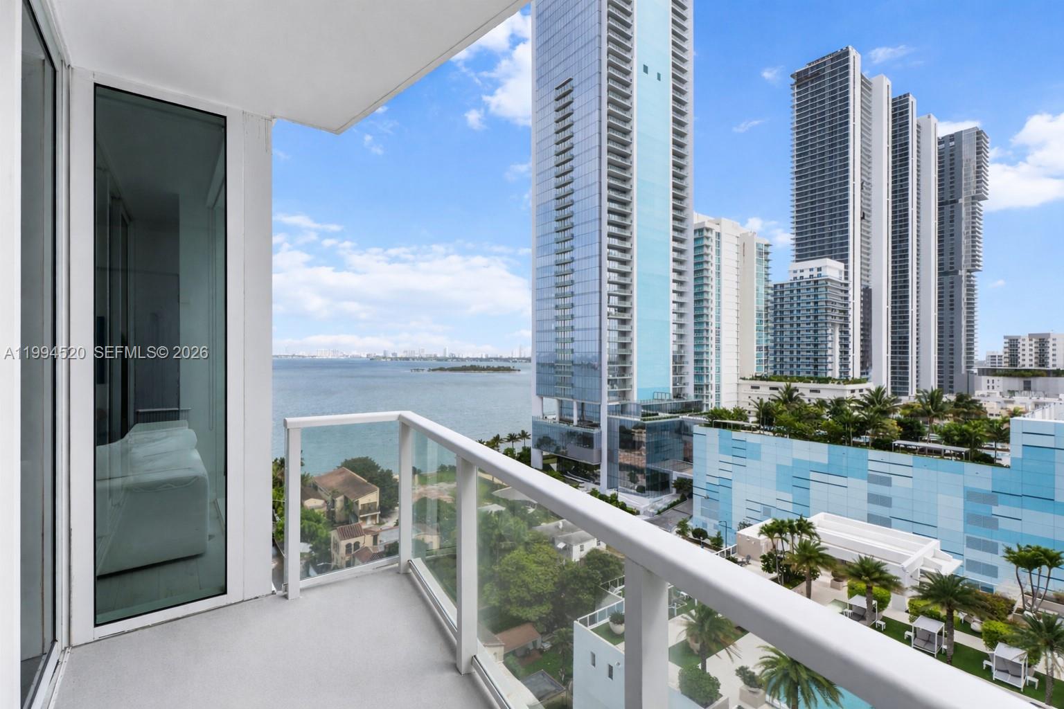 601 NE 27th St # 1202