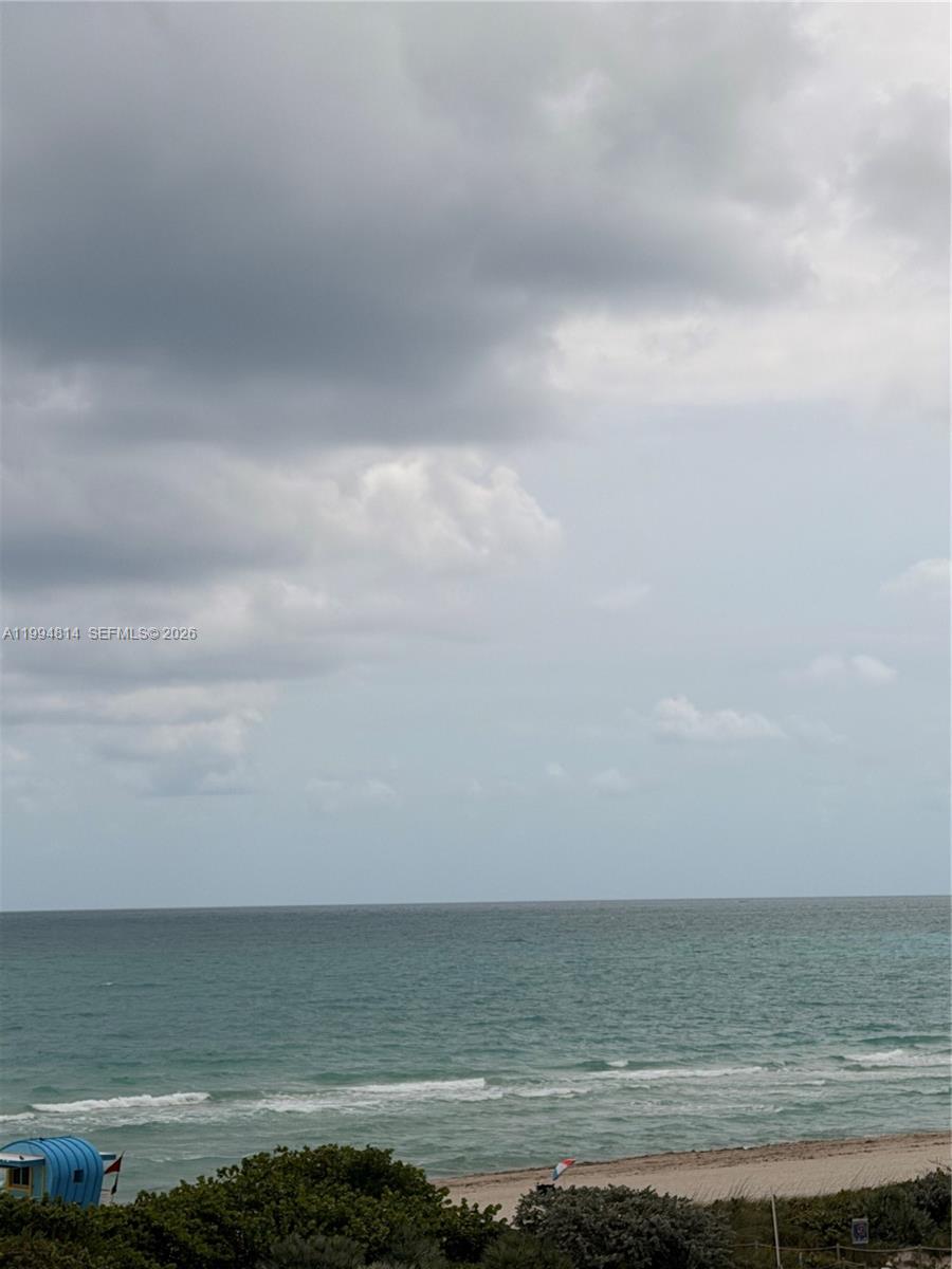 6767 Collins Ave # 504