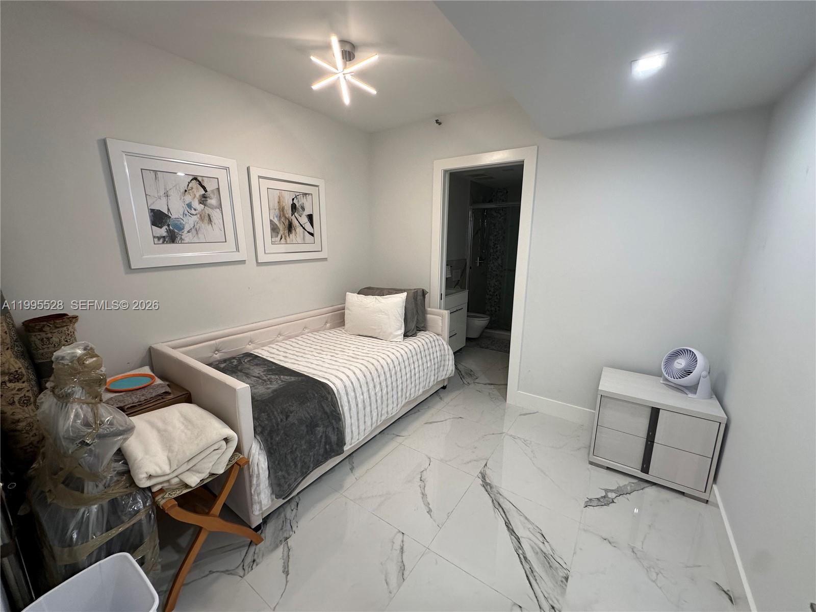 19500 Turnberry Way # 14C