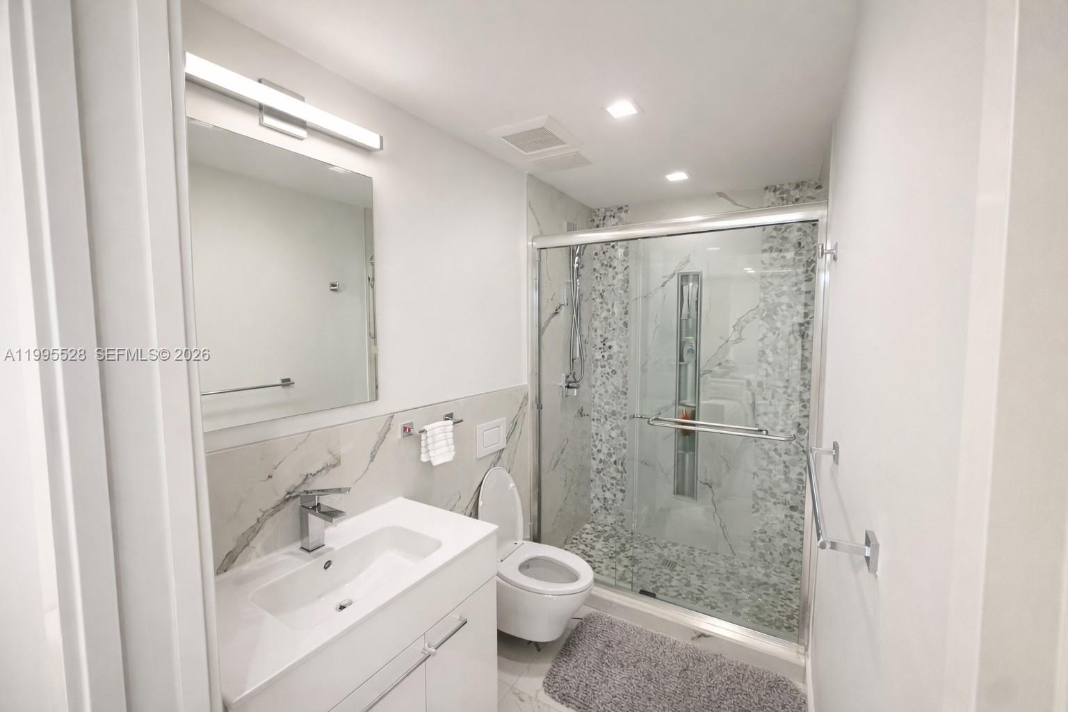 19500 Turnberry Way # 14C