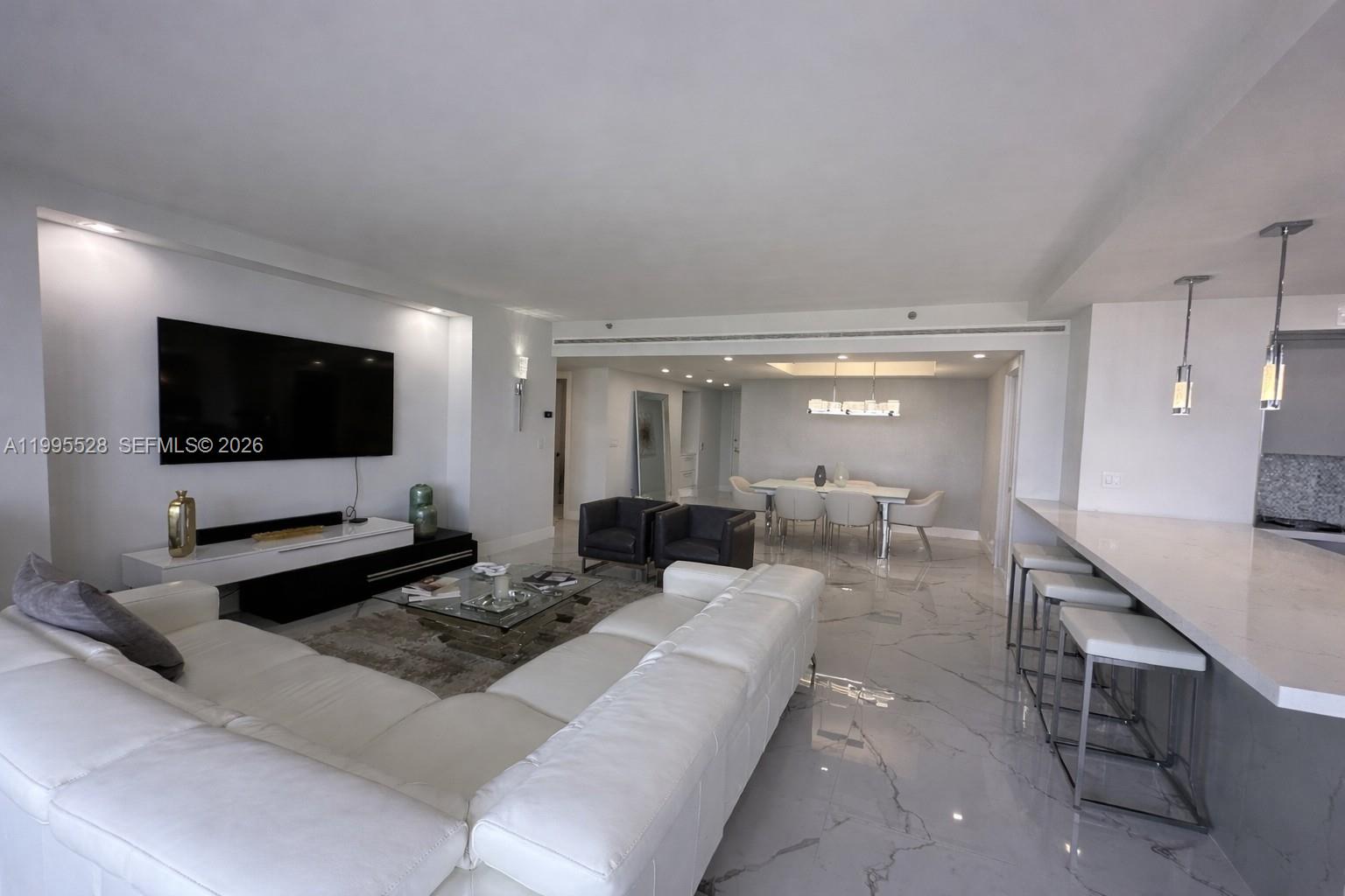 19500 Turnberry Way # 14C