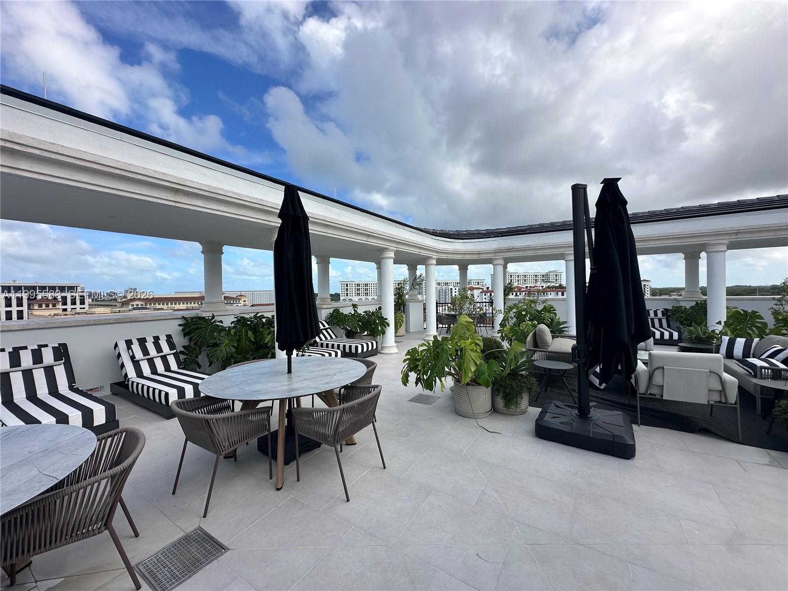 4220 Laguna St # 308