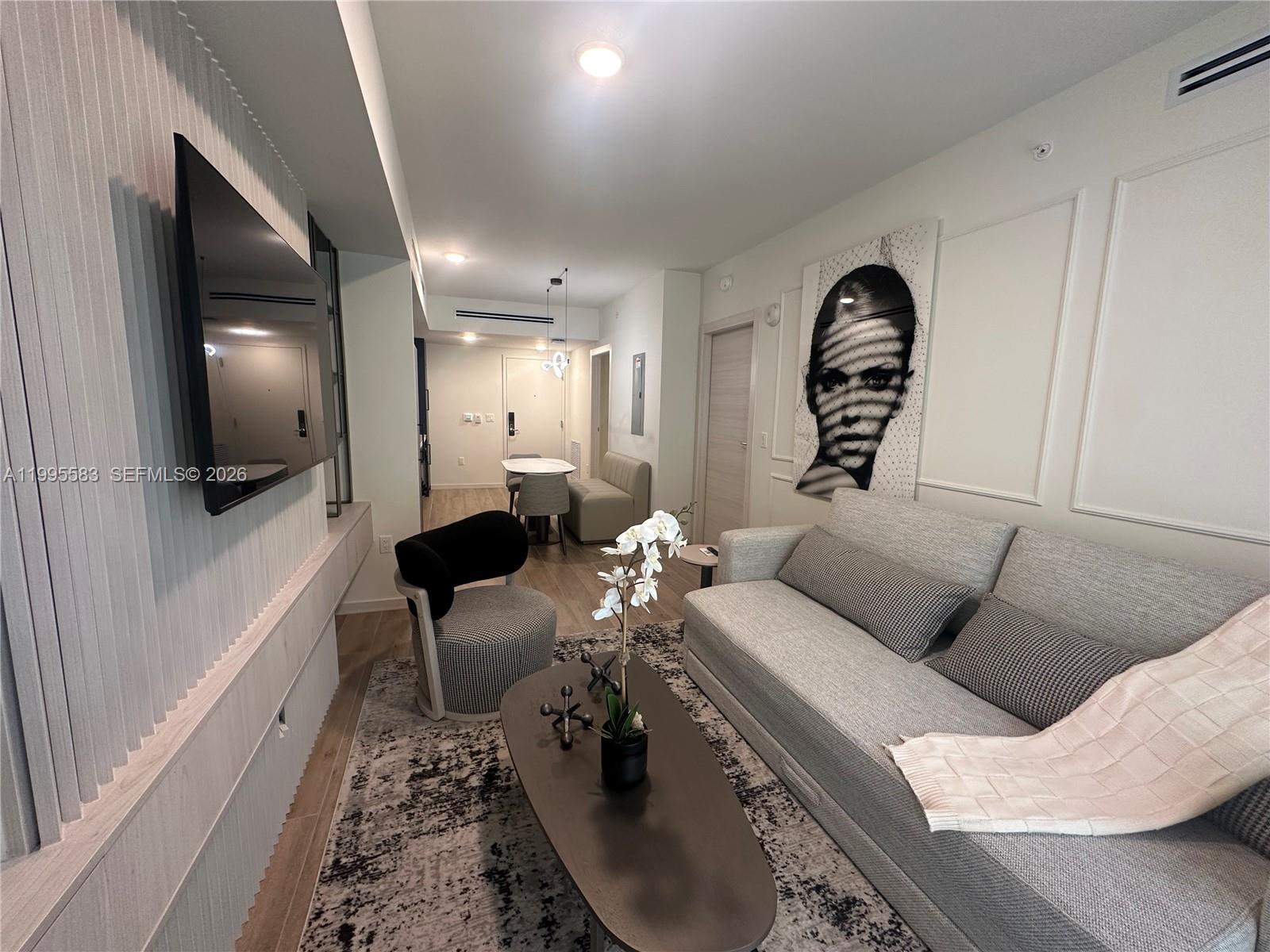 4220 Laguna St # 308