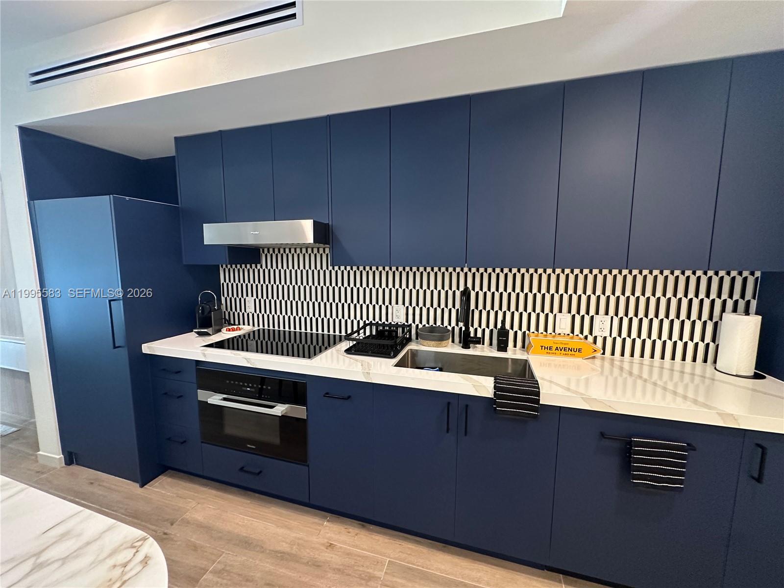 4220 Laguna St # 308