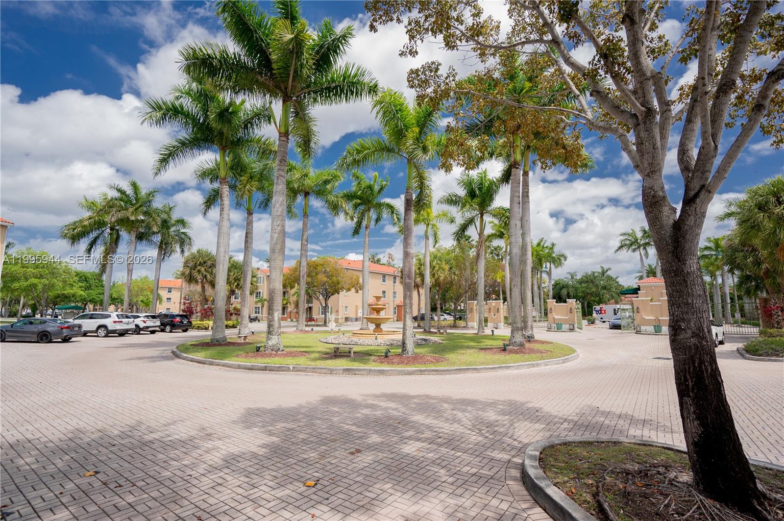 6420 NW 114th Ave # 1332