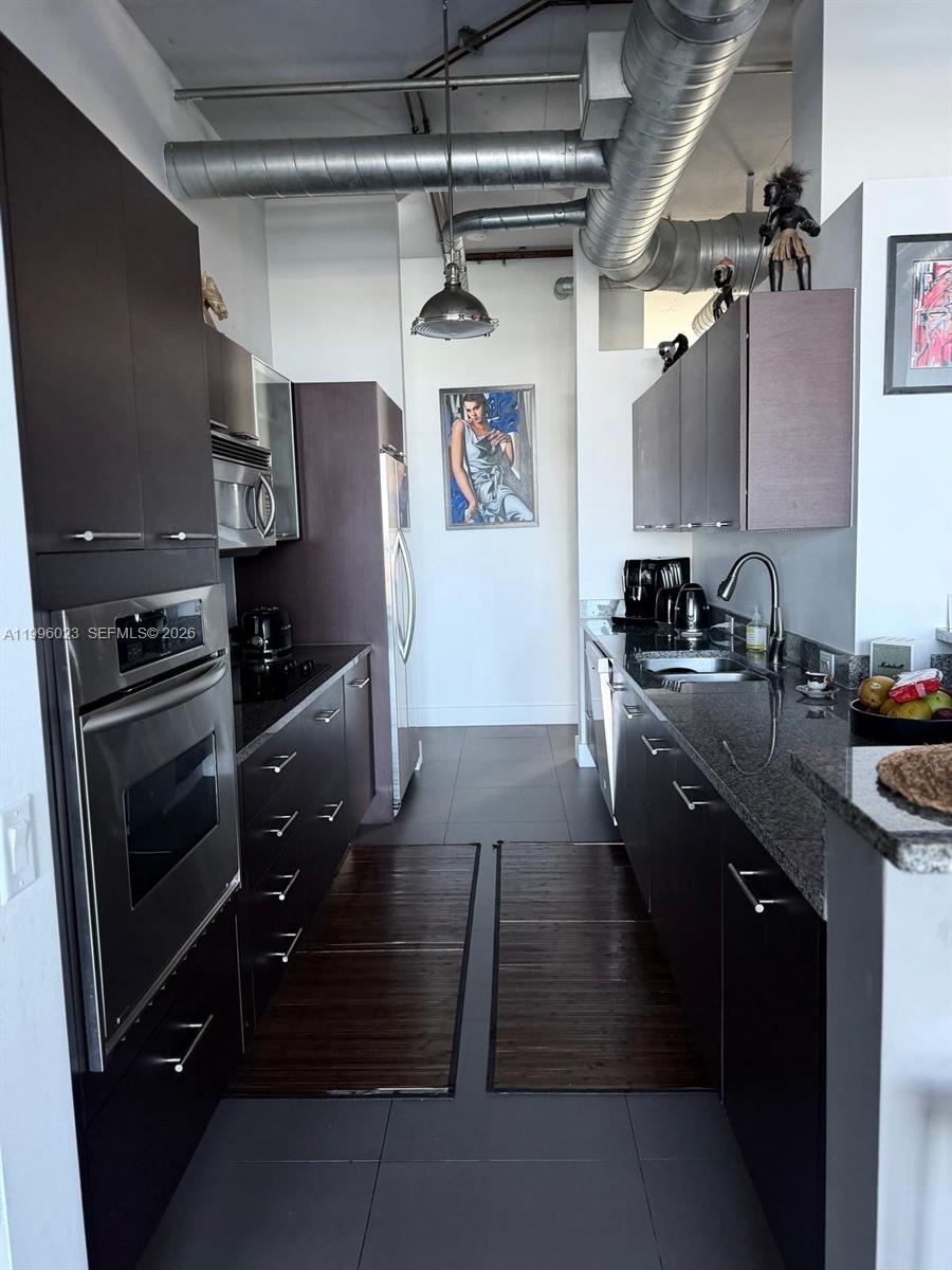 3029 NE 188th St # 508