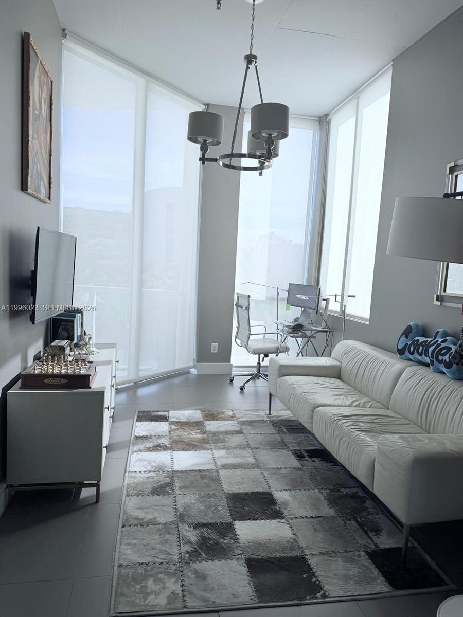 3029 NE 188th St # 508