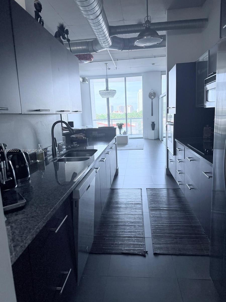 3029 NE 188th St # 508