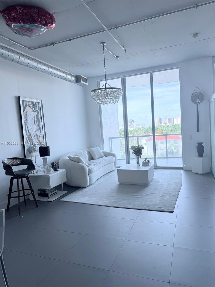 3029 NE 188th St # 508