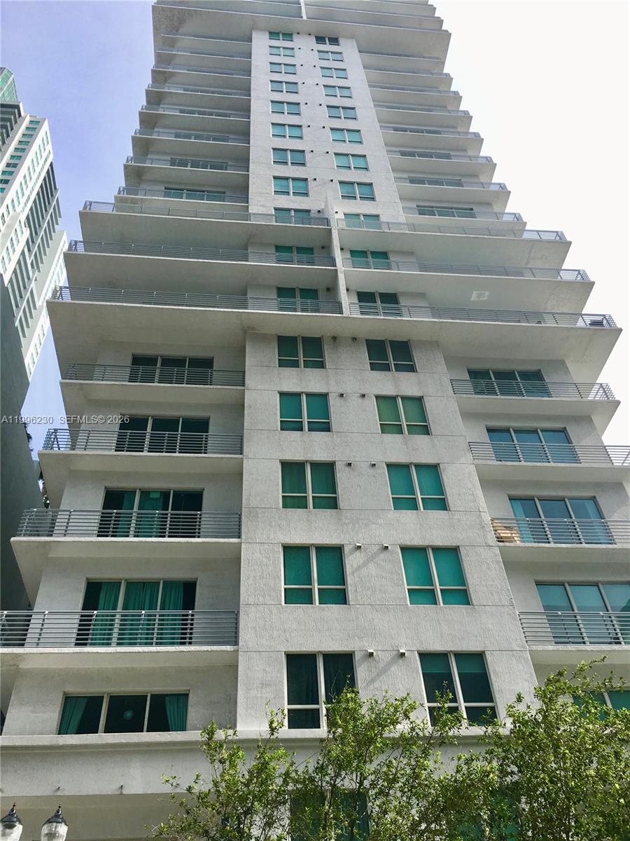 234 NE 3rd St # 204
