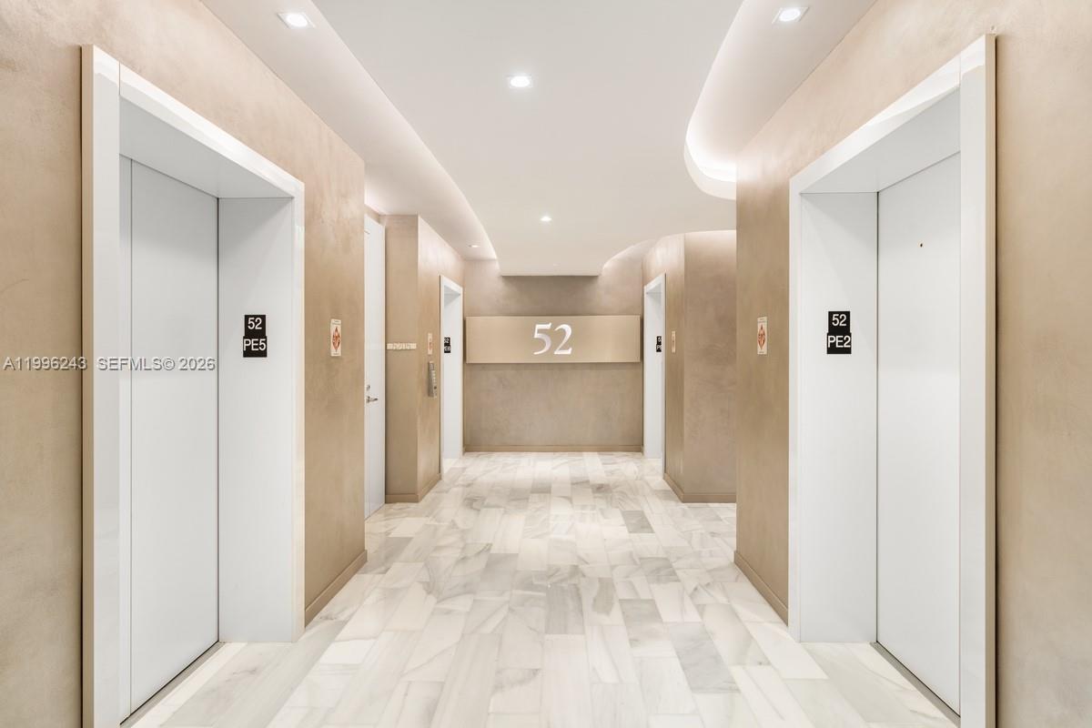 1000 Brickell Plaza # 2701