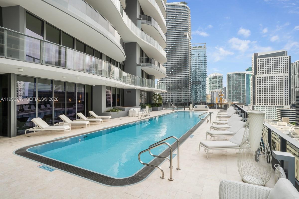 1000 Brickell Plaza # 2701