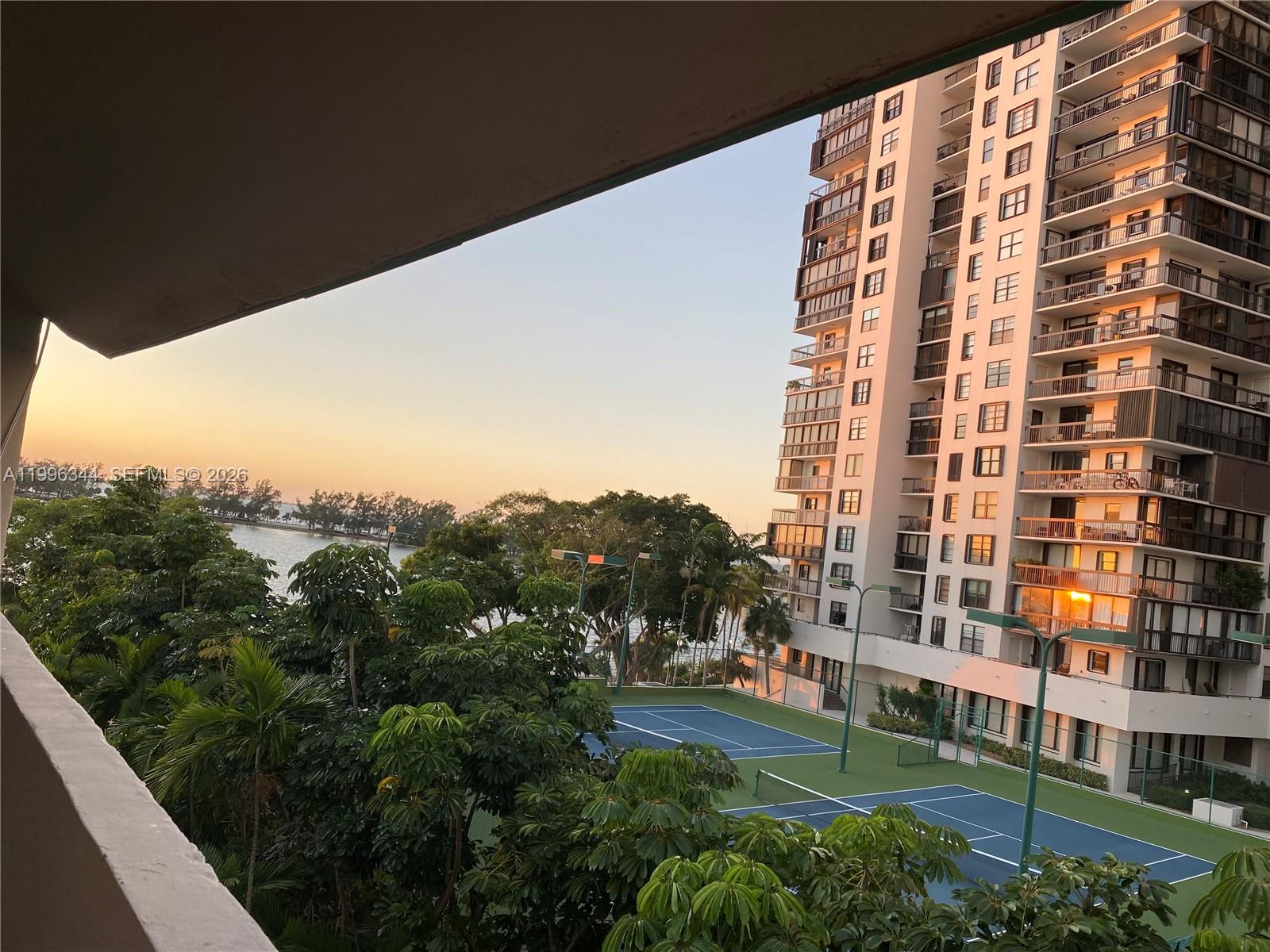 2201 BRICKELL AV # 92