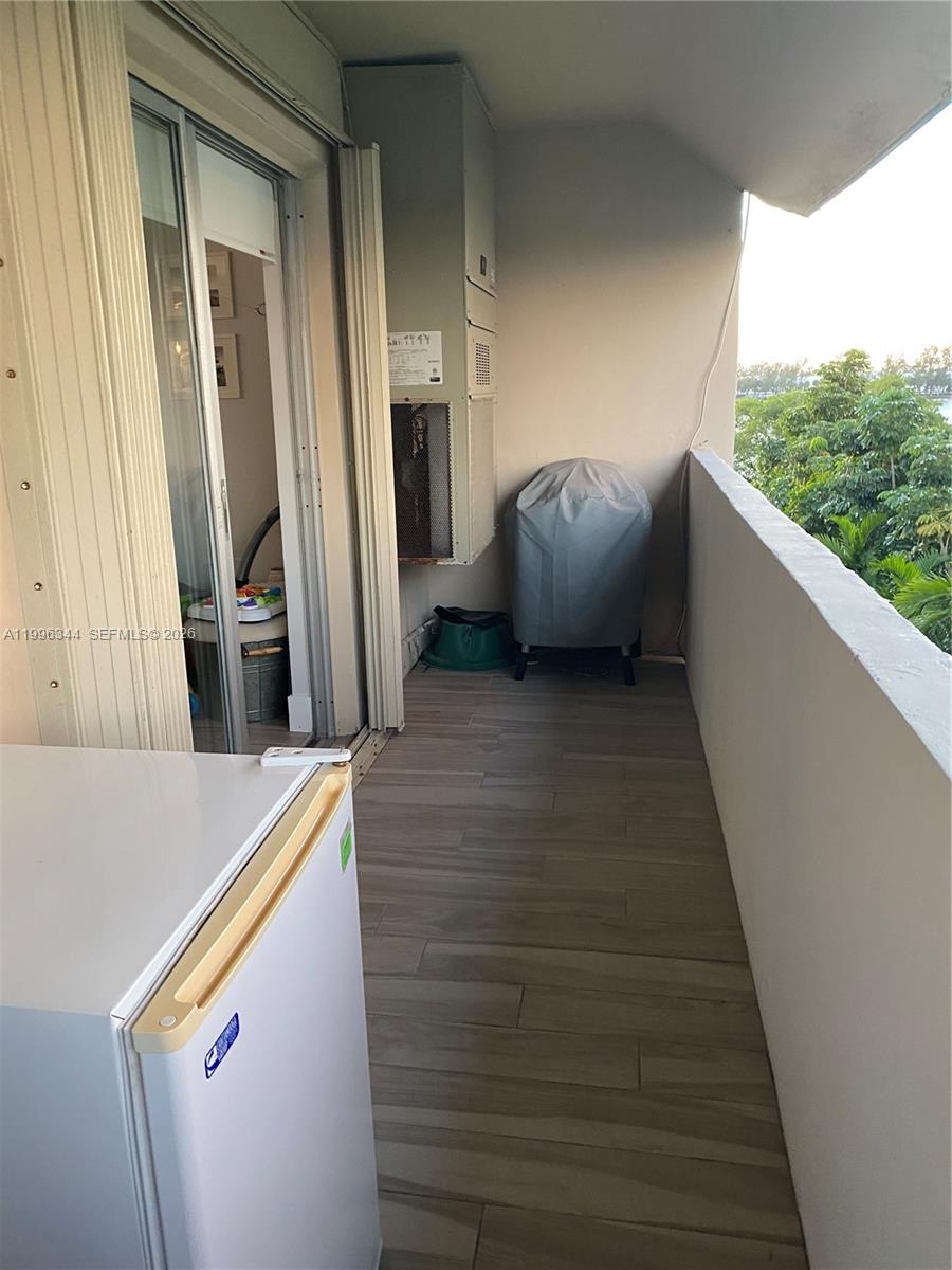 2201 BRICKELL AV # 92