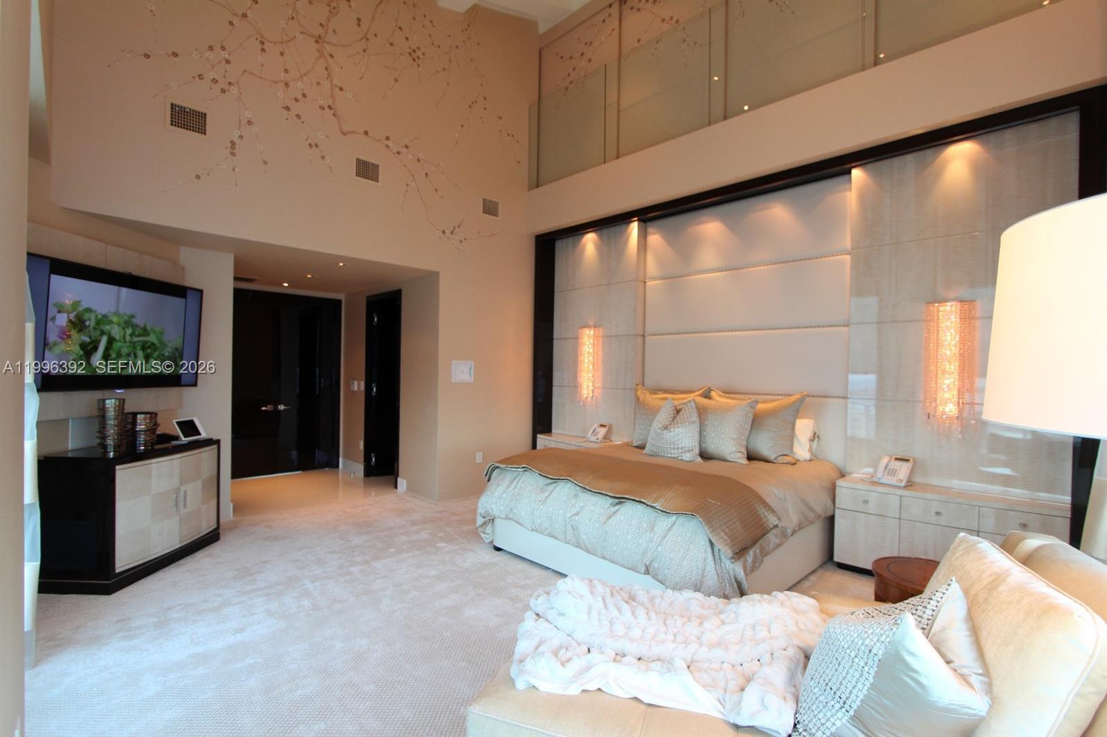900 Brickell Key Blvd Unit: PH3403