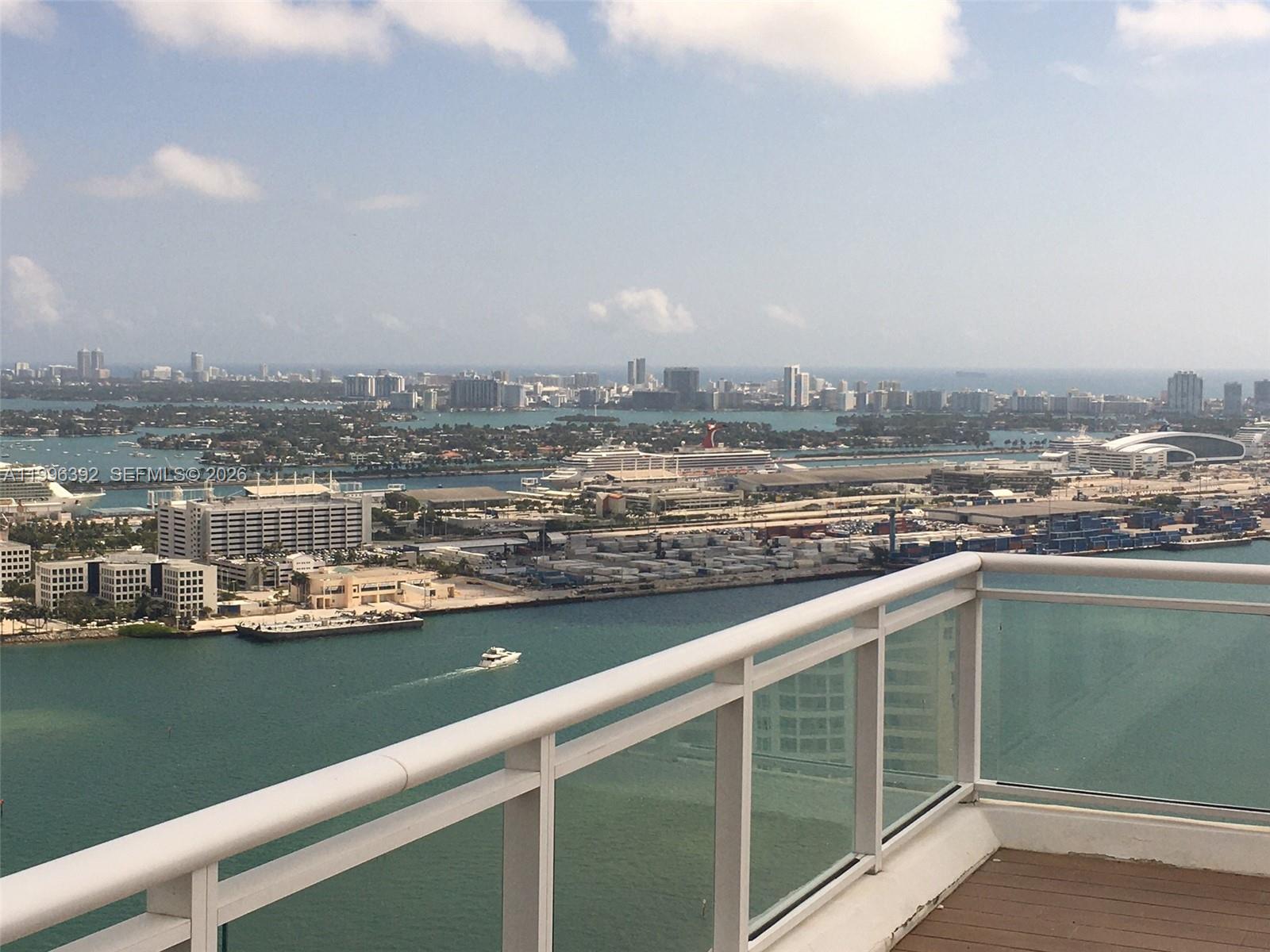 900 Brickell Key Blvd Unit: PH3403