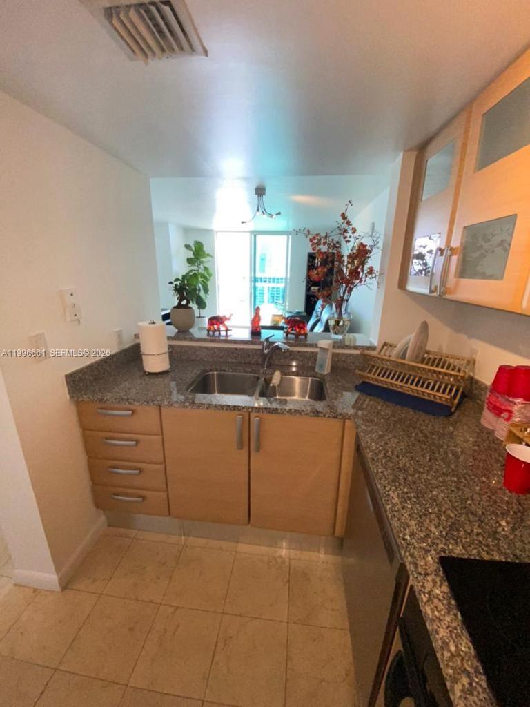 2101 Brickell Ave # 2604