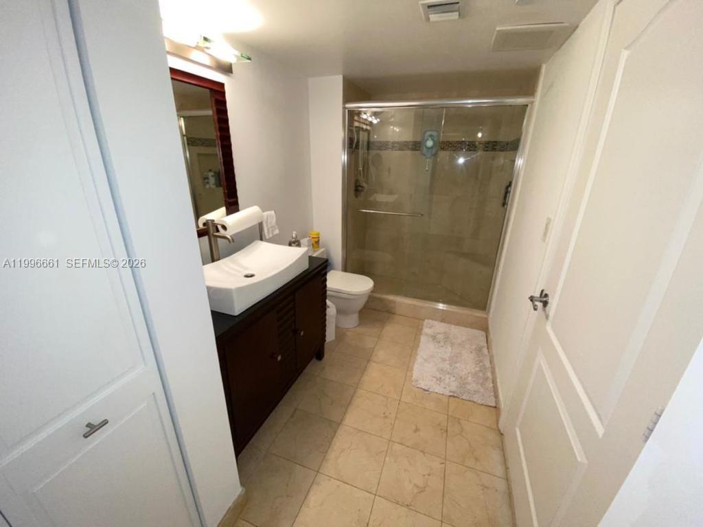 2101 Brickell Ave # 2604