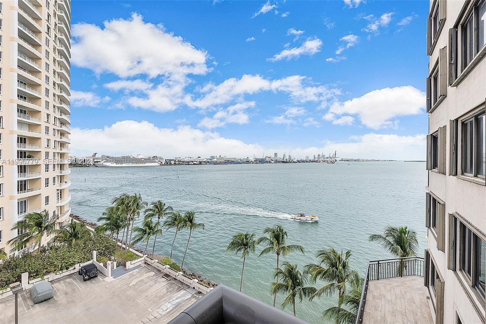 540 Brickell Key Dr # 928