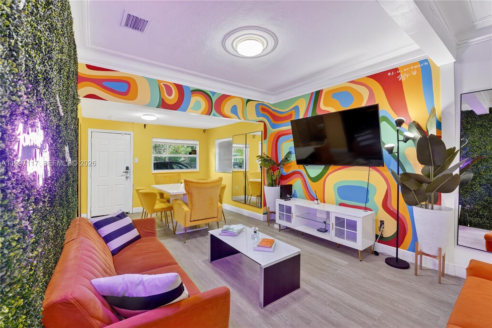 5627 NW 9th Ave
