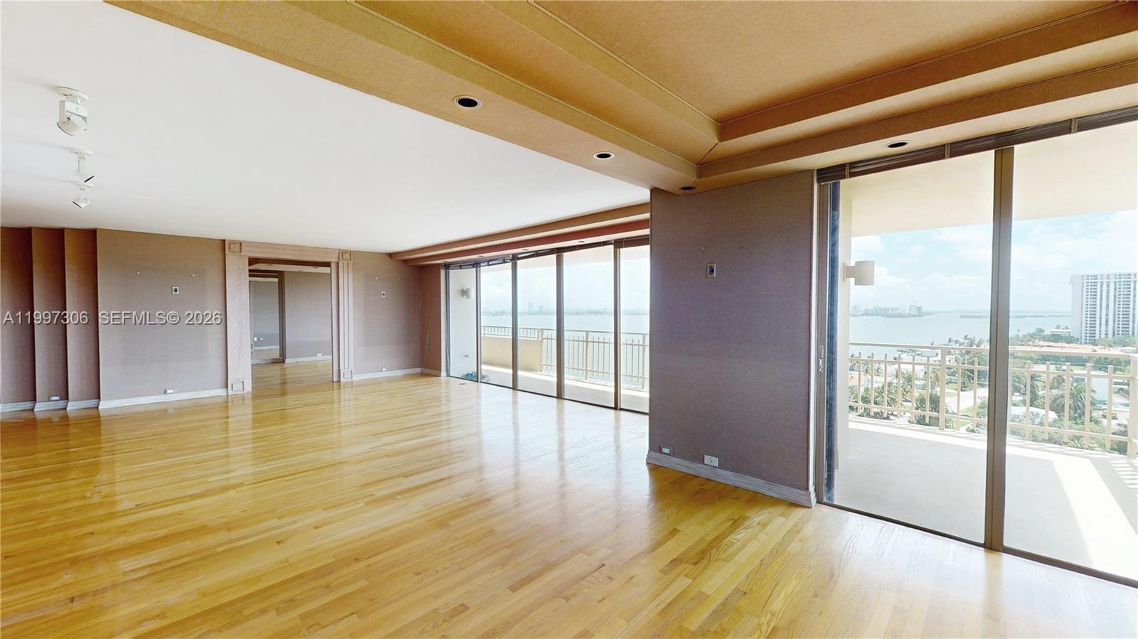 11113 Biscayne Blvd # 1251