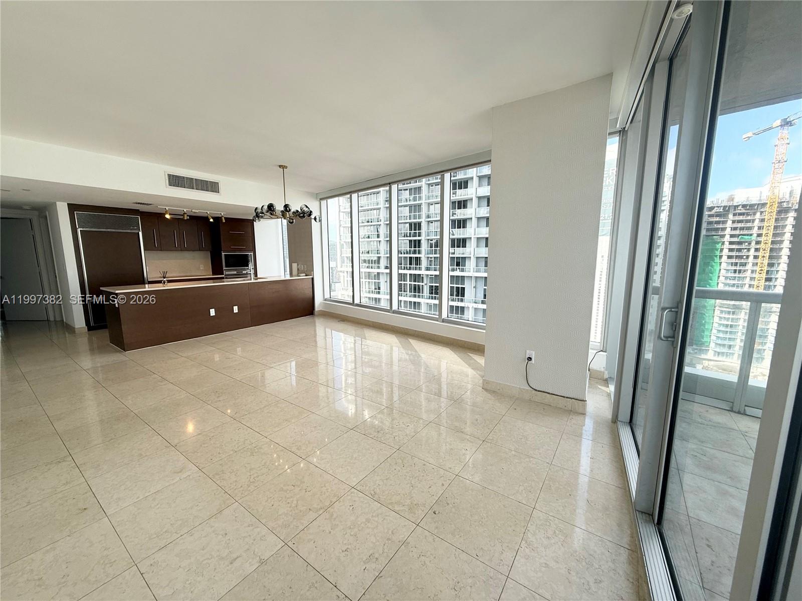 475 Brickell Ave # 2915