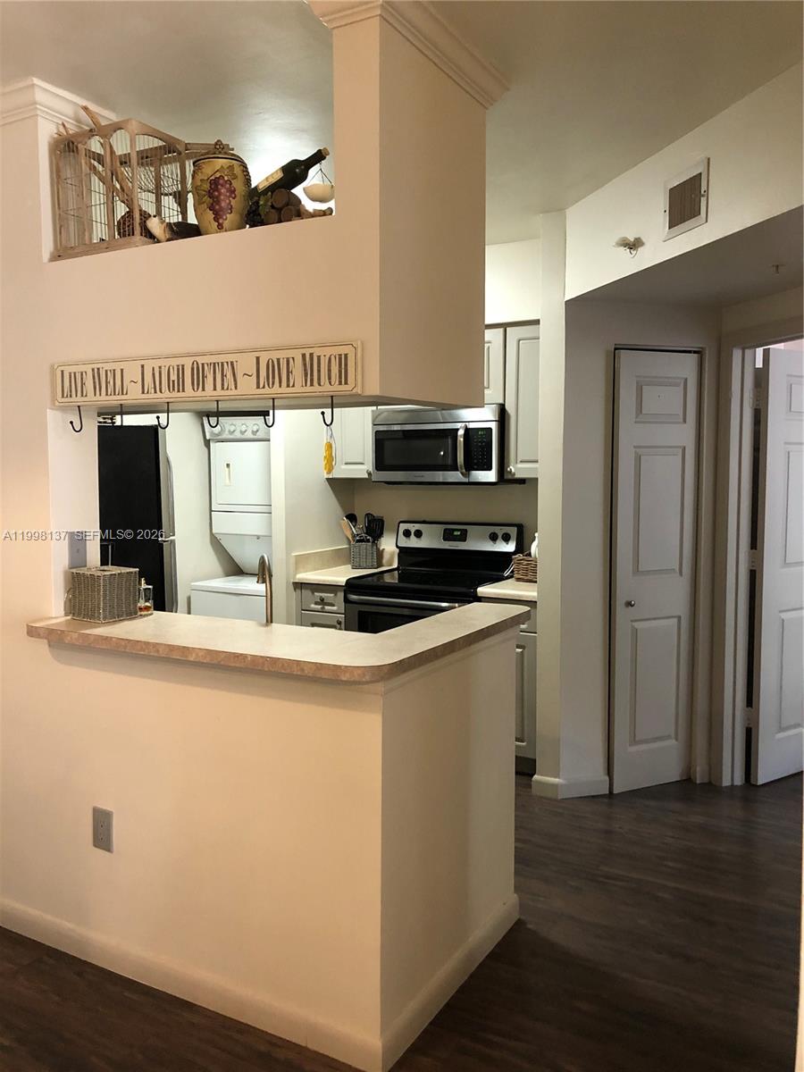 17150 N Bay Rd # 2422