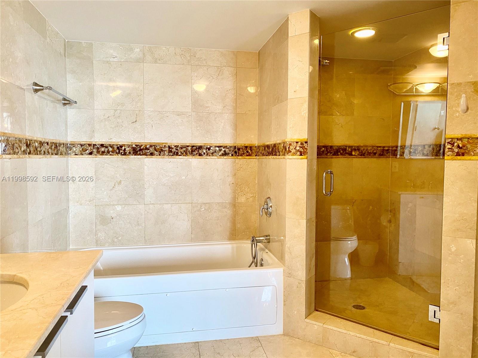 16699 Collins Ave # 2510