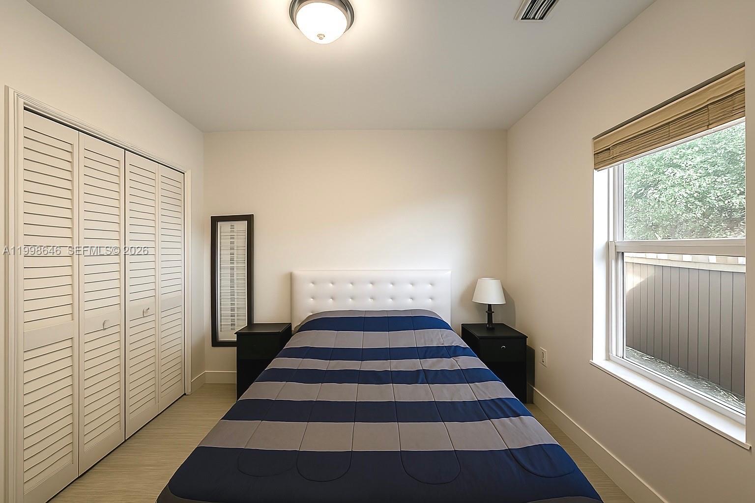 116 NW 4th Ave # 116