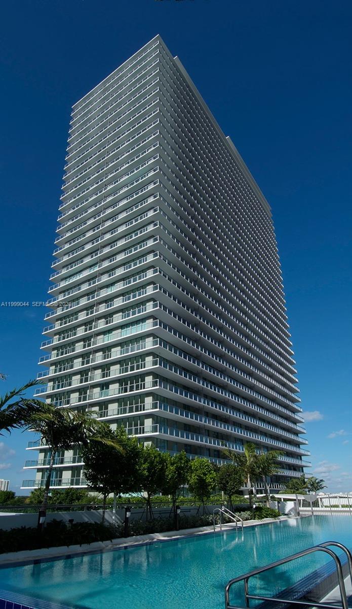 79 SW 12th St Unit: 3507-S