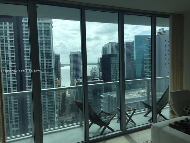 79 SW 12th St Unit: 3507-S
