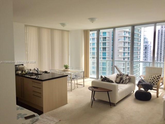 79 SW 12th St Unit: 3507-S