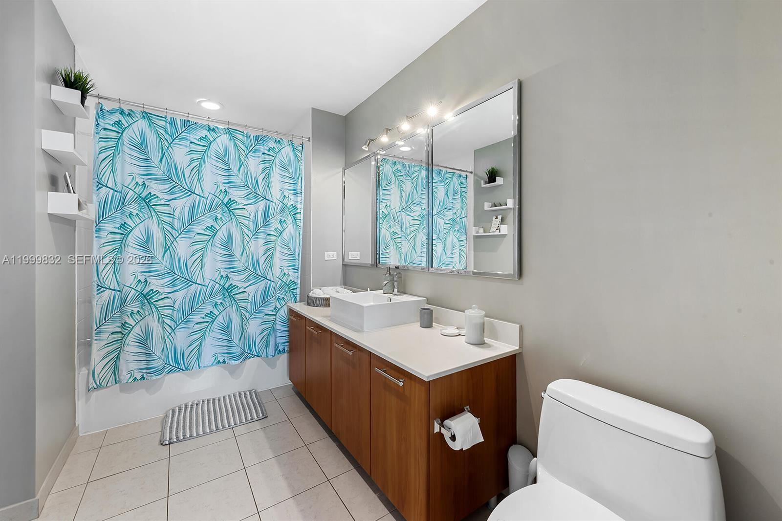 3301 NE 1st Ave # H2902