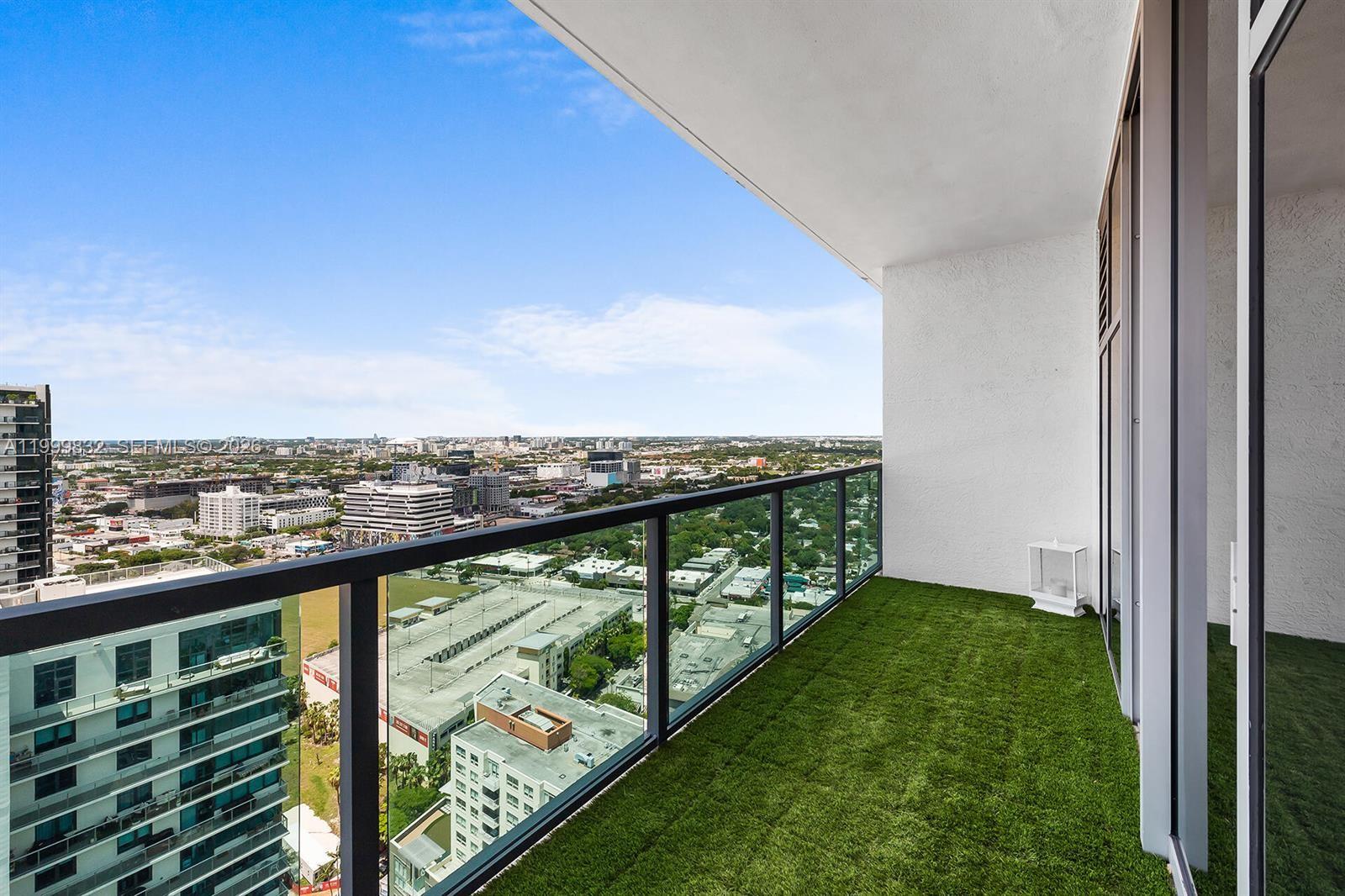 3301 NE 1st Ave # H2902