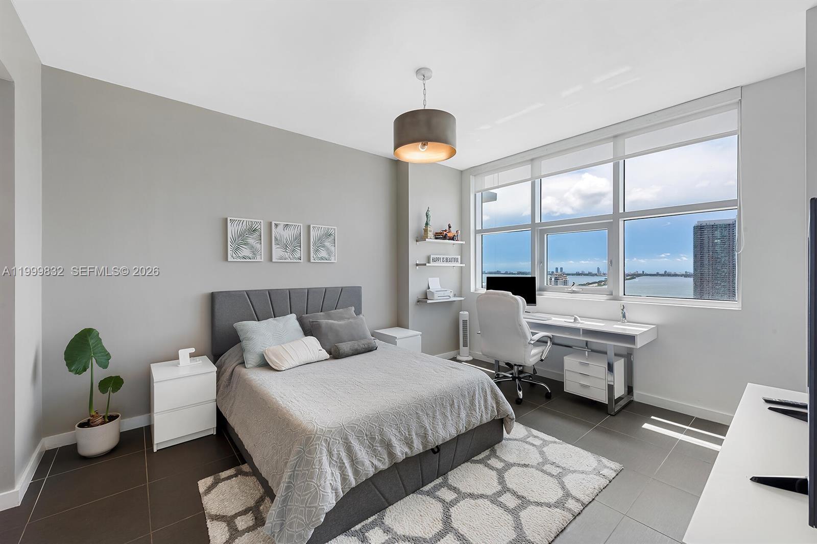 3301 NE 1st Ave # H2902