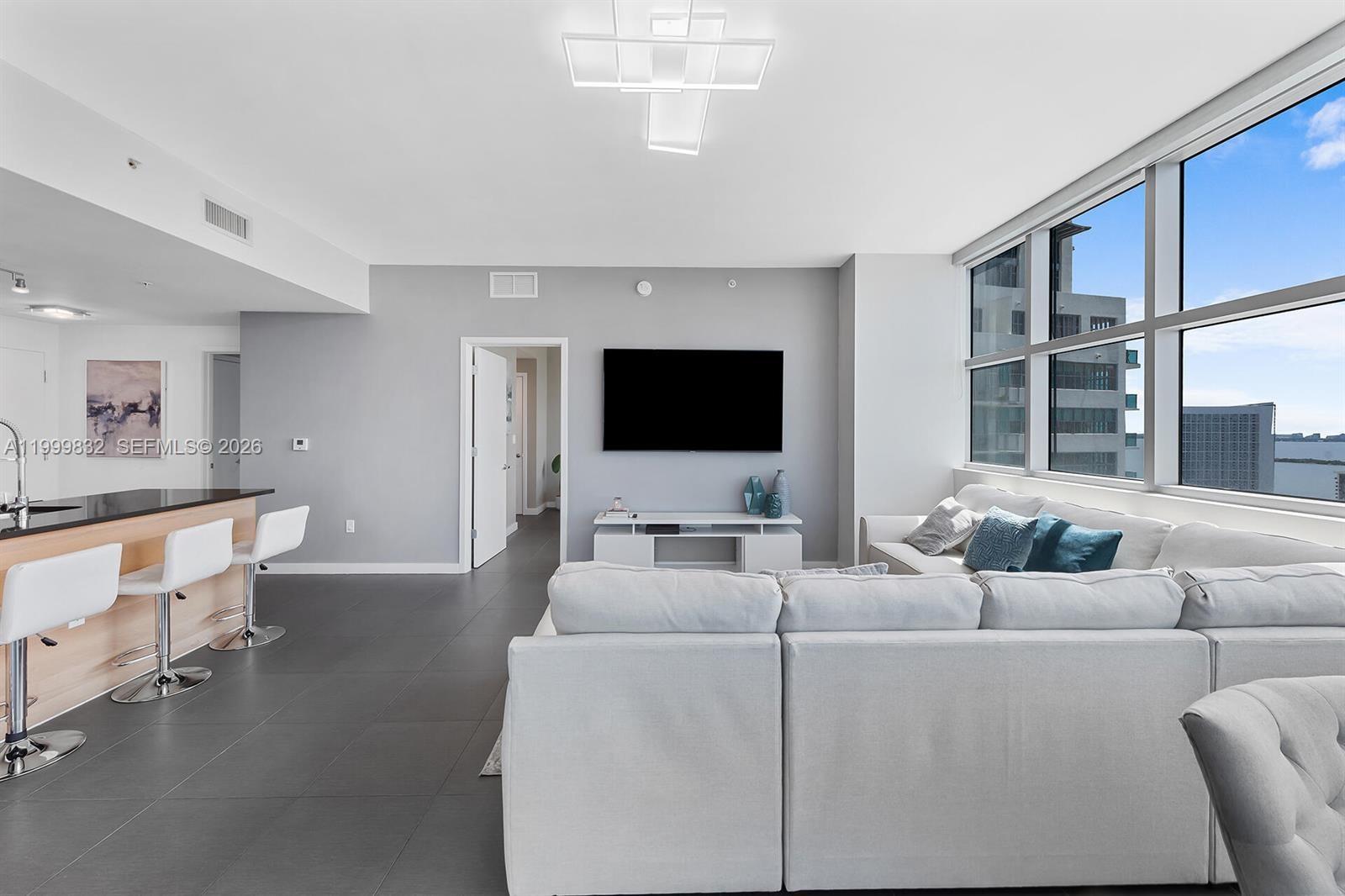 3301 NE 1st Ave # H2902