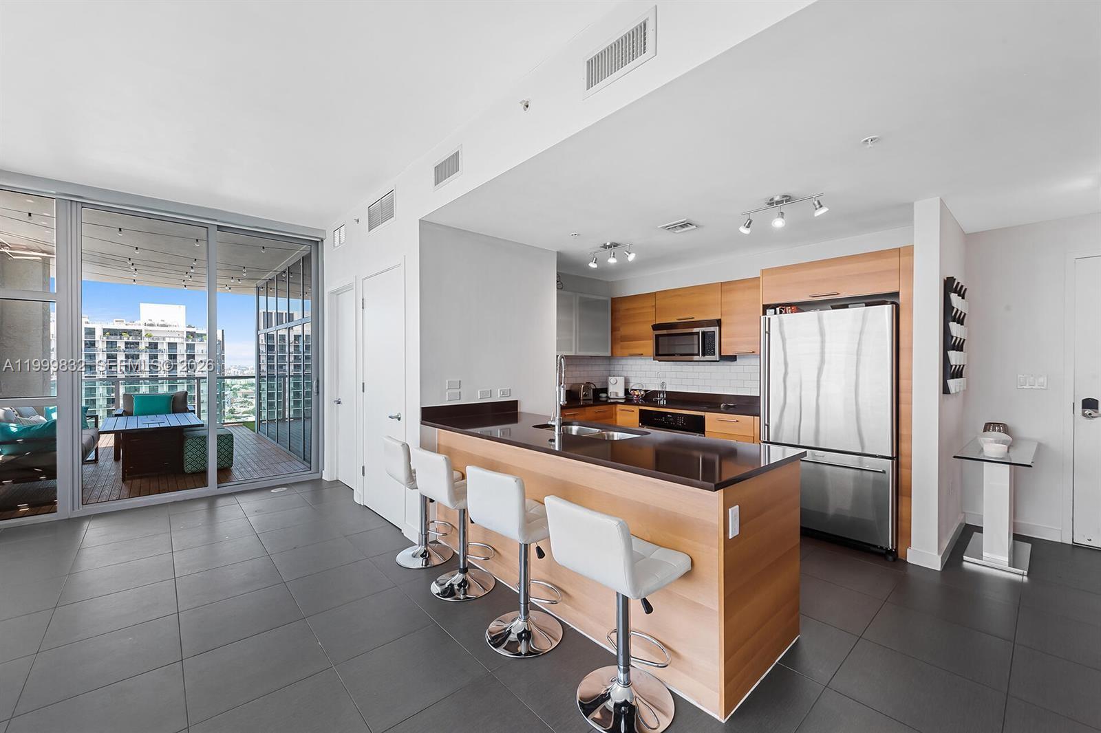 3301 NE 1st Ave # H2902