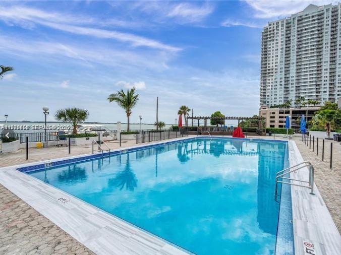 999 Brickell Bay Dr # 1408