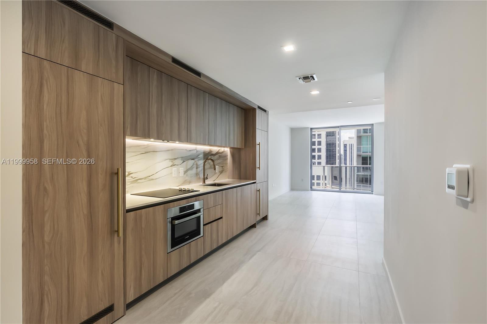 77 SE 5TH STREET # 2905