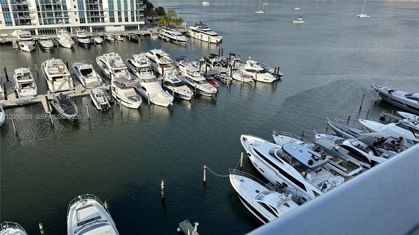 17111 Biscayne Blvd # 903