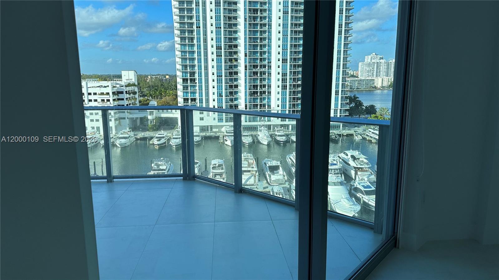 17111 Biscayne Blvd # 903