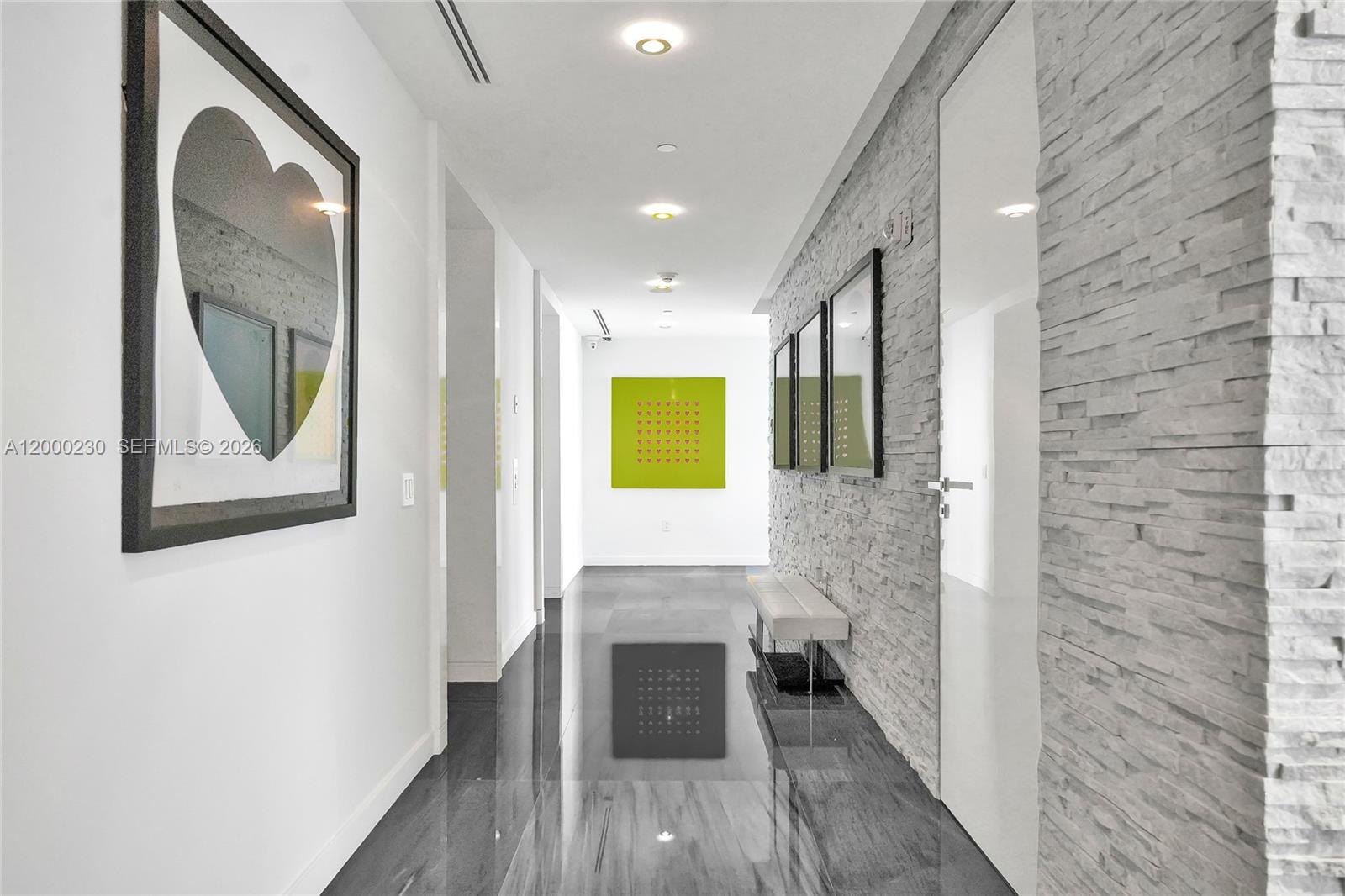 1100 Biscayne Blvd # 6001