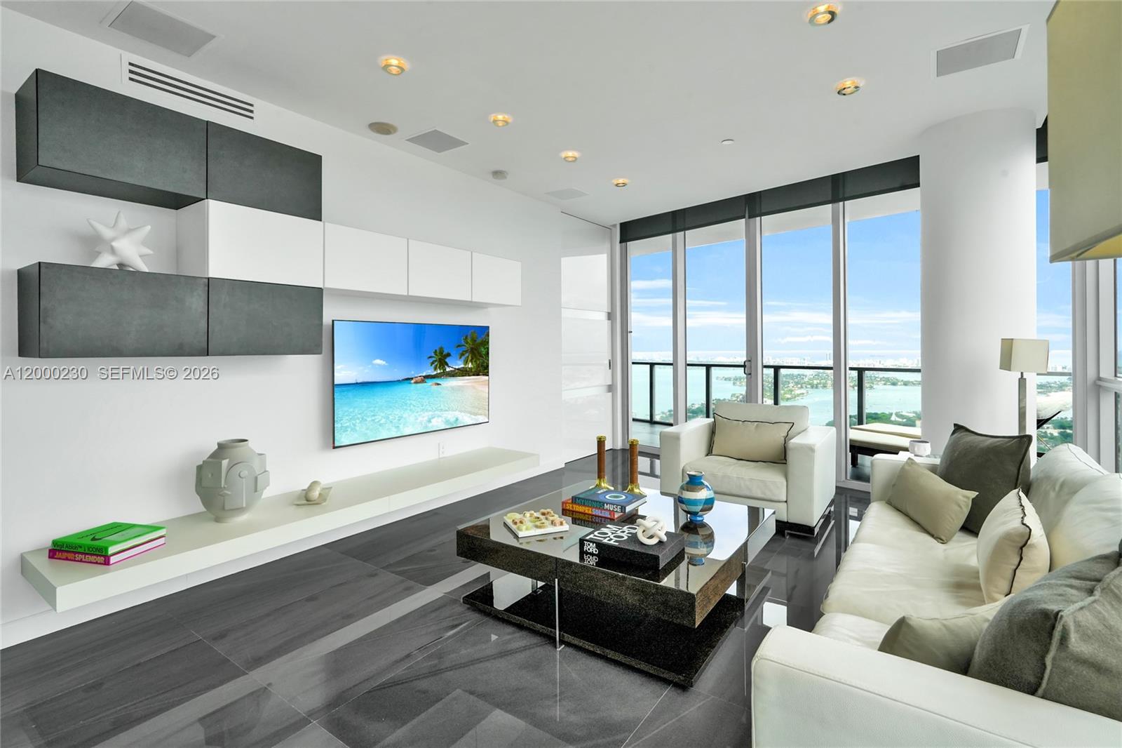 1100 Biscayne Blvd # 6001