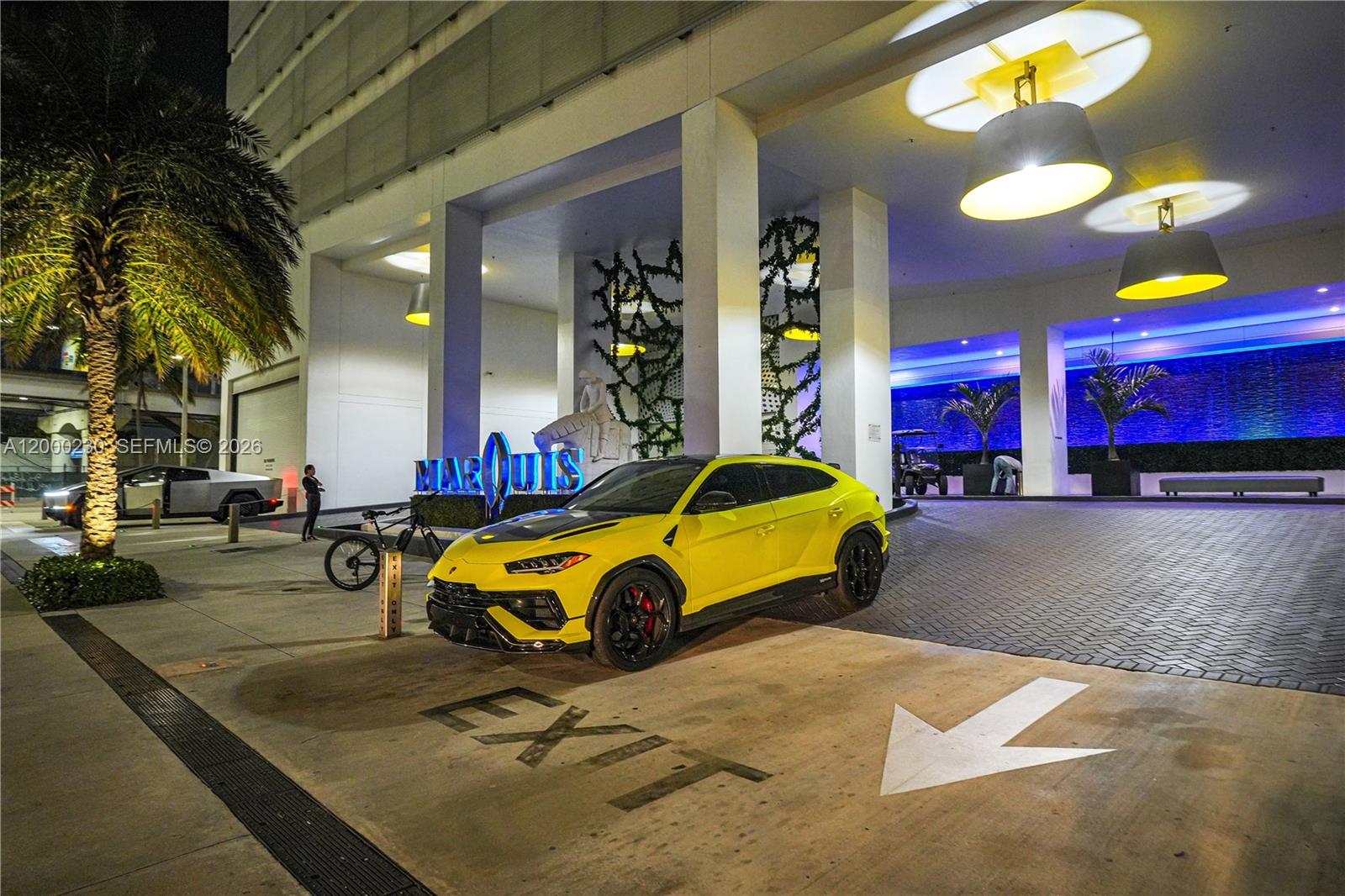 1100 Biscayne Blvd # 6001