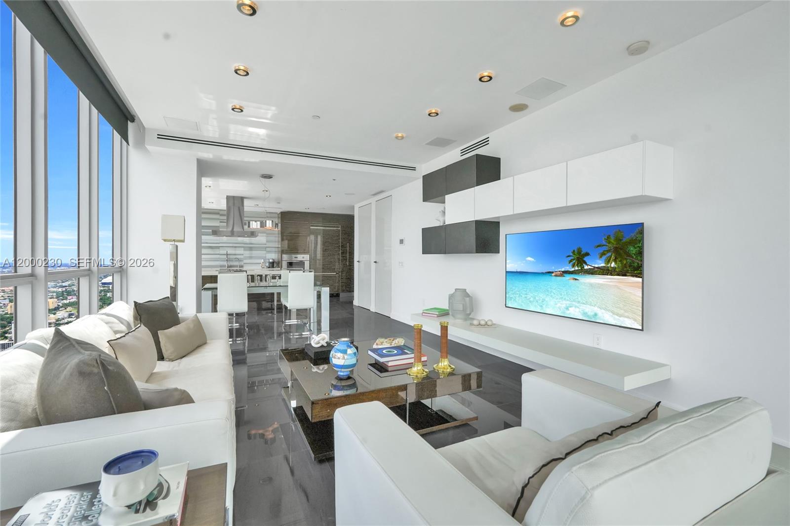 1100 Biscayne Blvd # 6001