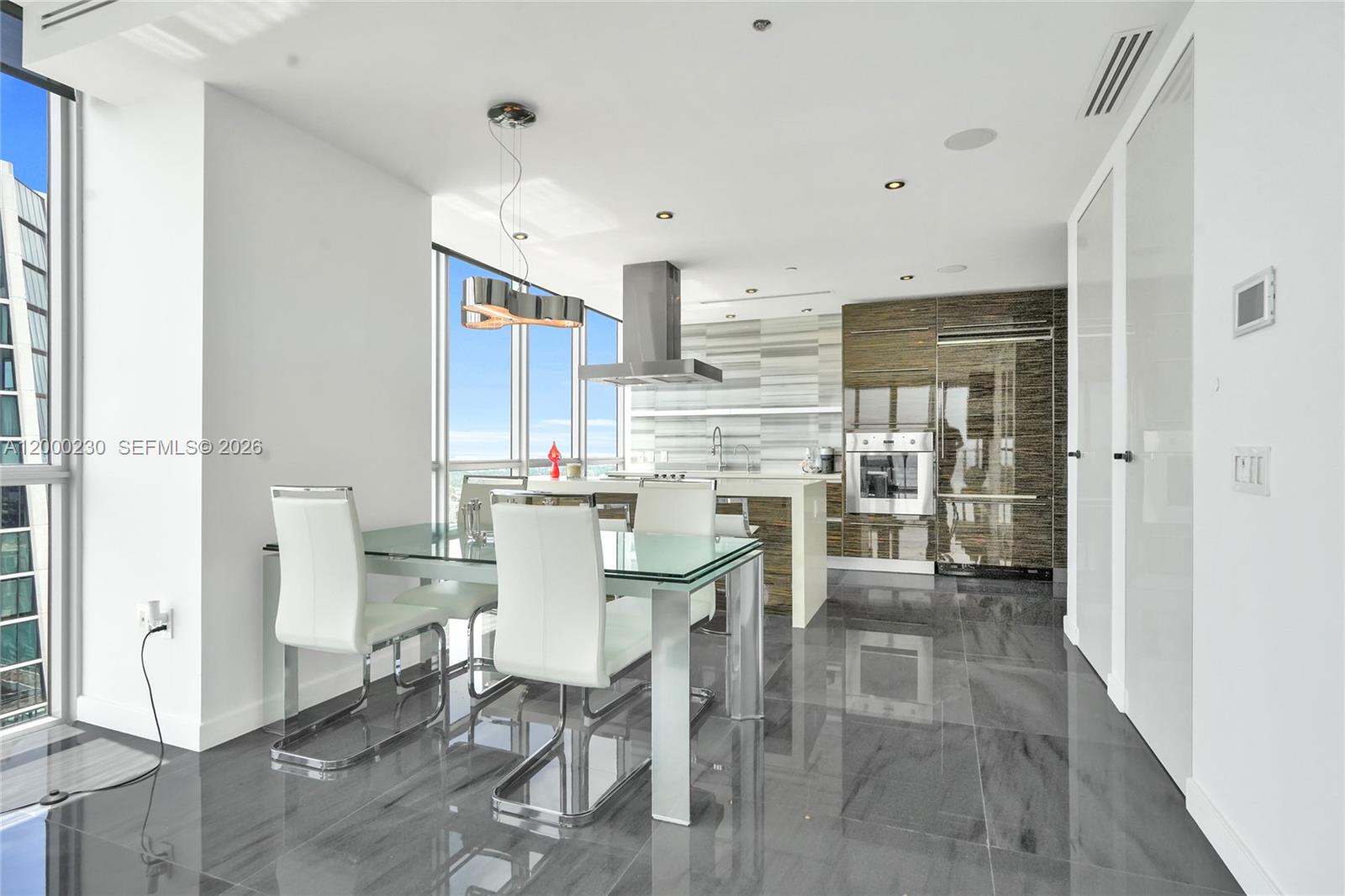 1100 Biscayne Blvd # 6001