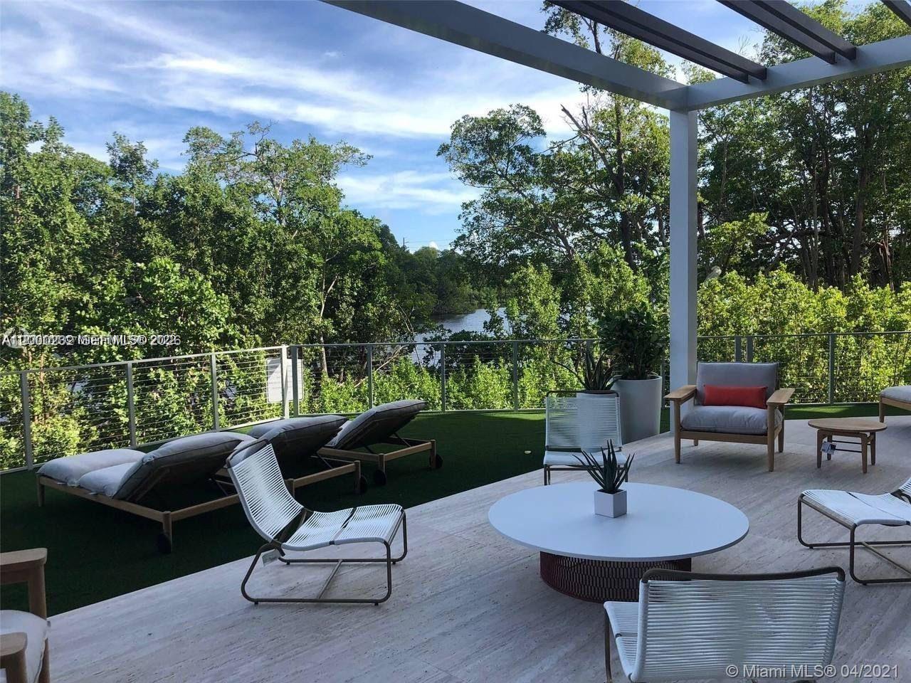 16385 Biscayne Blvd # 3019