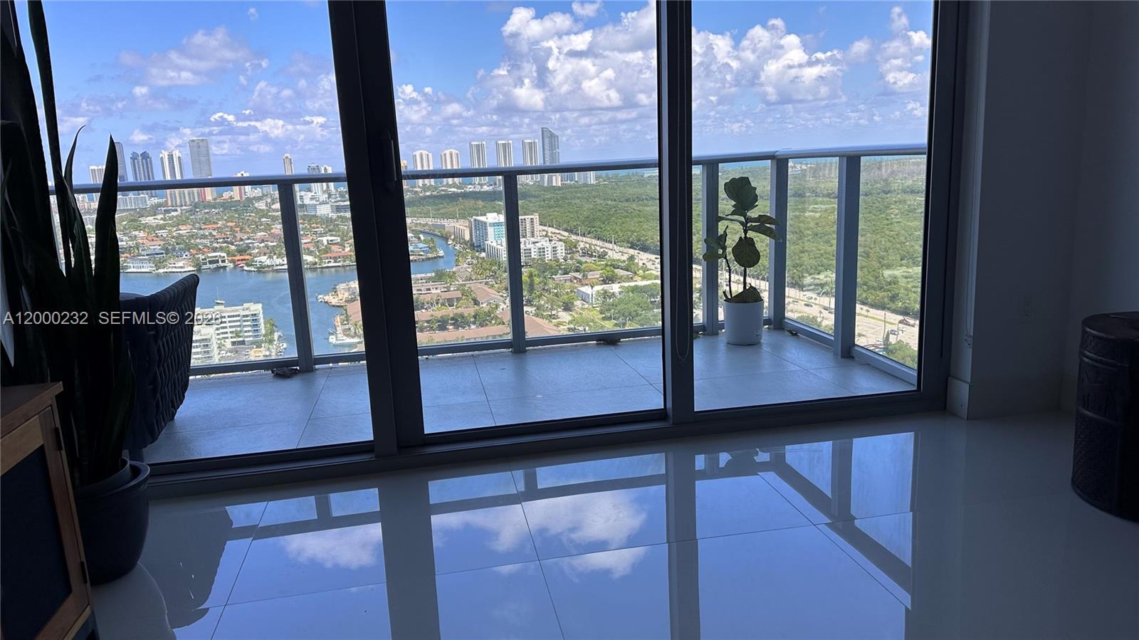 16385 Biscayne Blvd # 3019