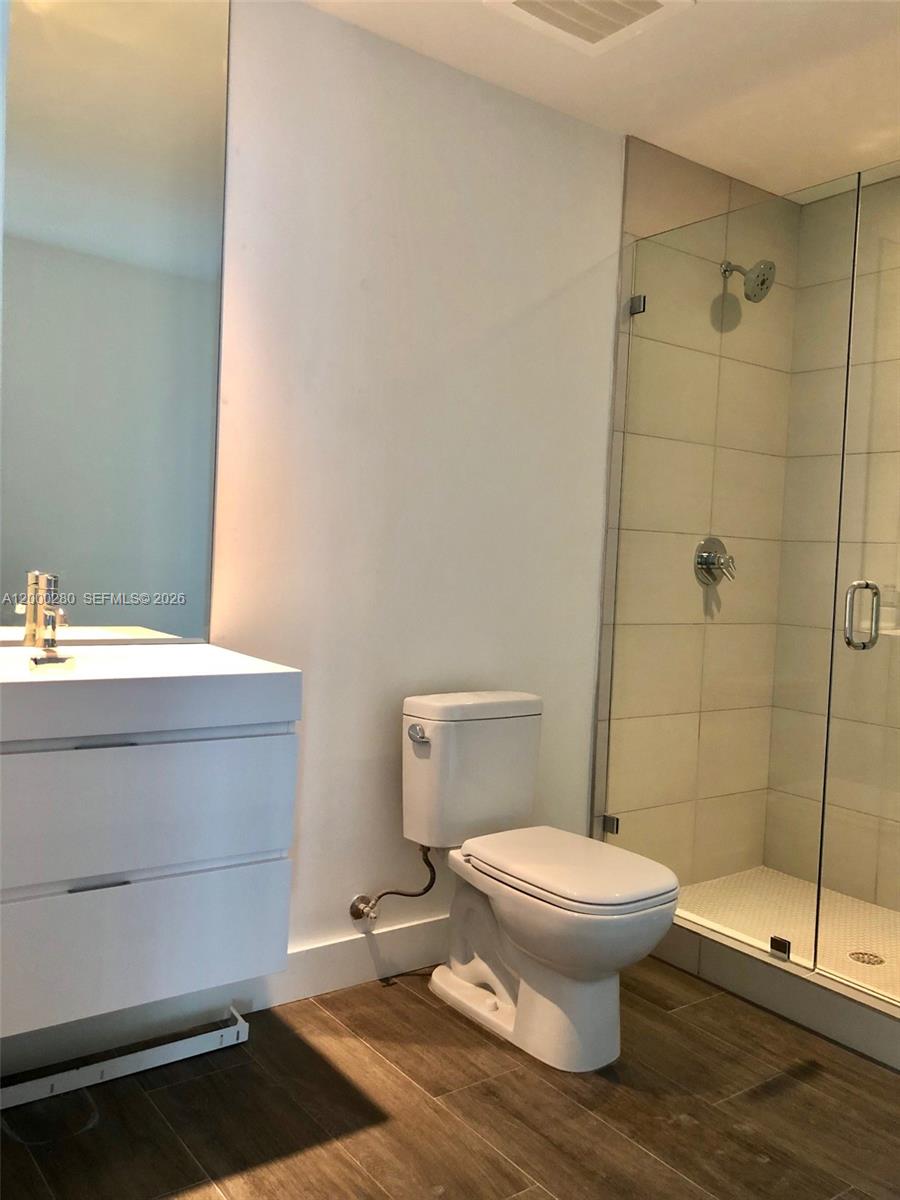 2900 NE 7 AVE # 2907