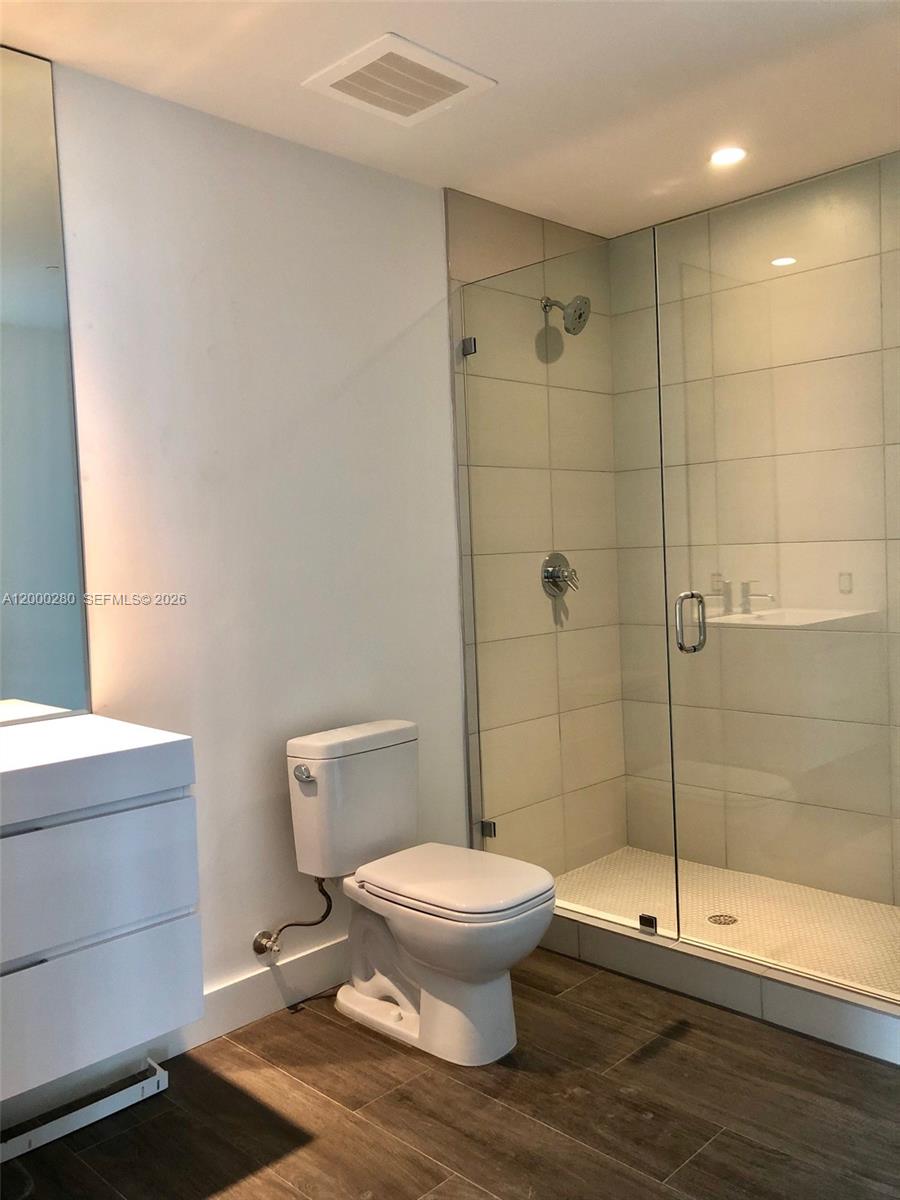 2900 NE 7 AVE # 2907